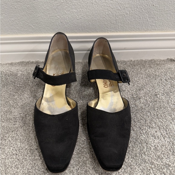 Salvatore Ferragamo Black Flats with Buckle - Picture 2 of 6